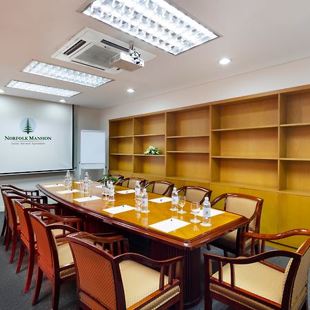 Norfolk Mansion - Luxury Serviced Apartment Хошимин Экстерьер фото