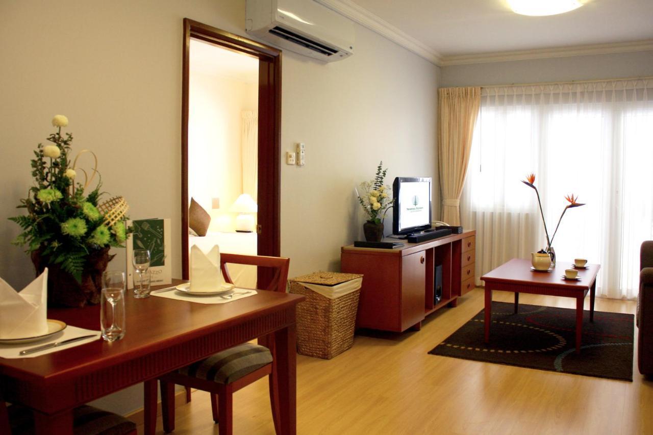 Norfolk Mansion - Luxury Serviced Apartment Хошимин Экстерьер фото