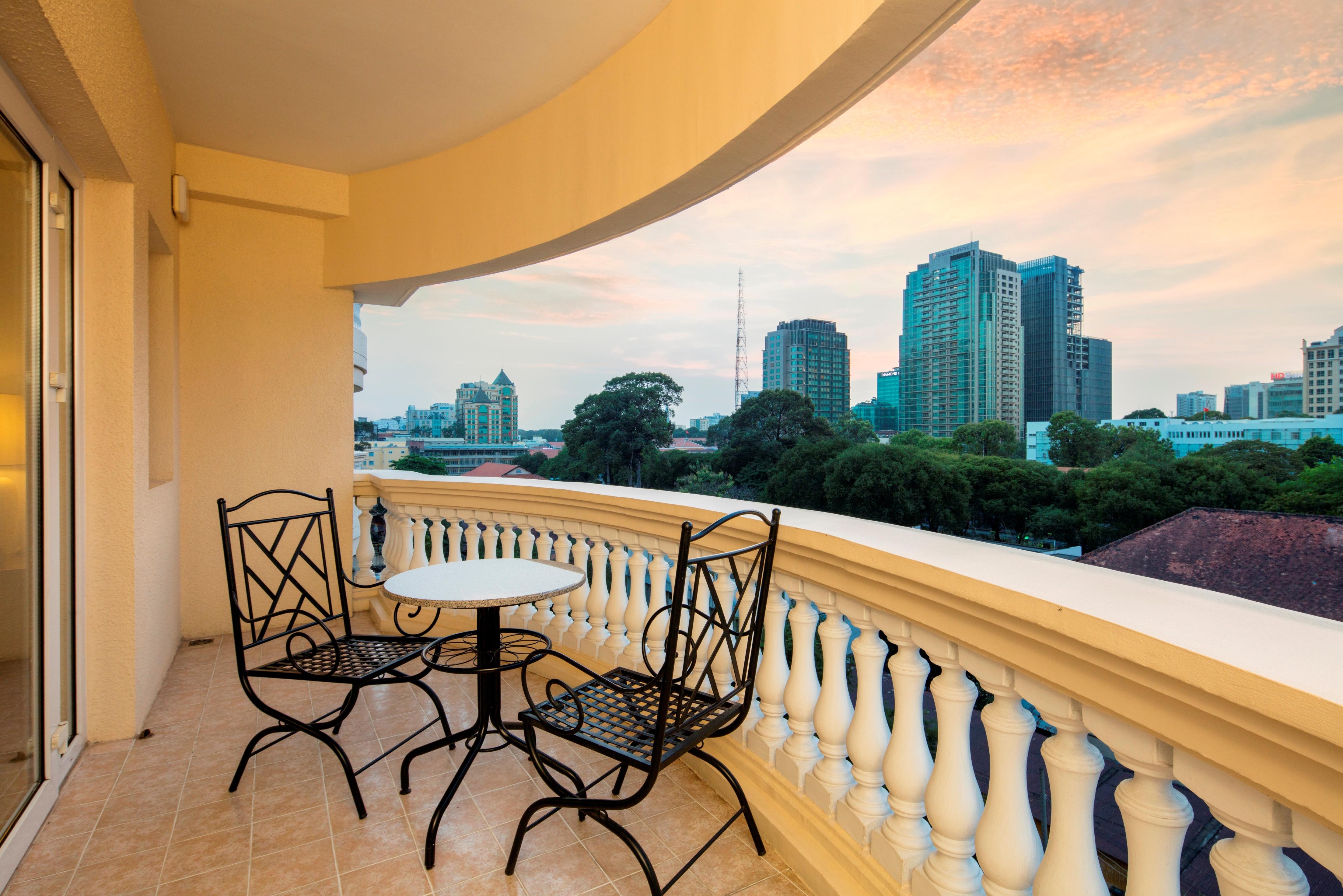 Norfolk Mansion - Luxury Serviced Apartment Хошимин Экстерьер фото