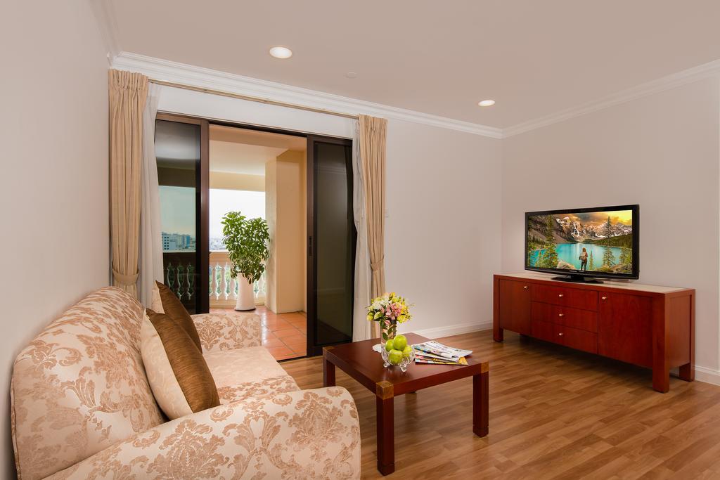 Norfolk Mansion - Luxury Serviced Apartment Хошимин Экстерьер фото